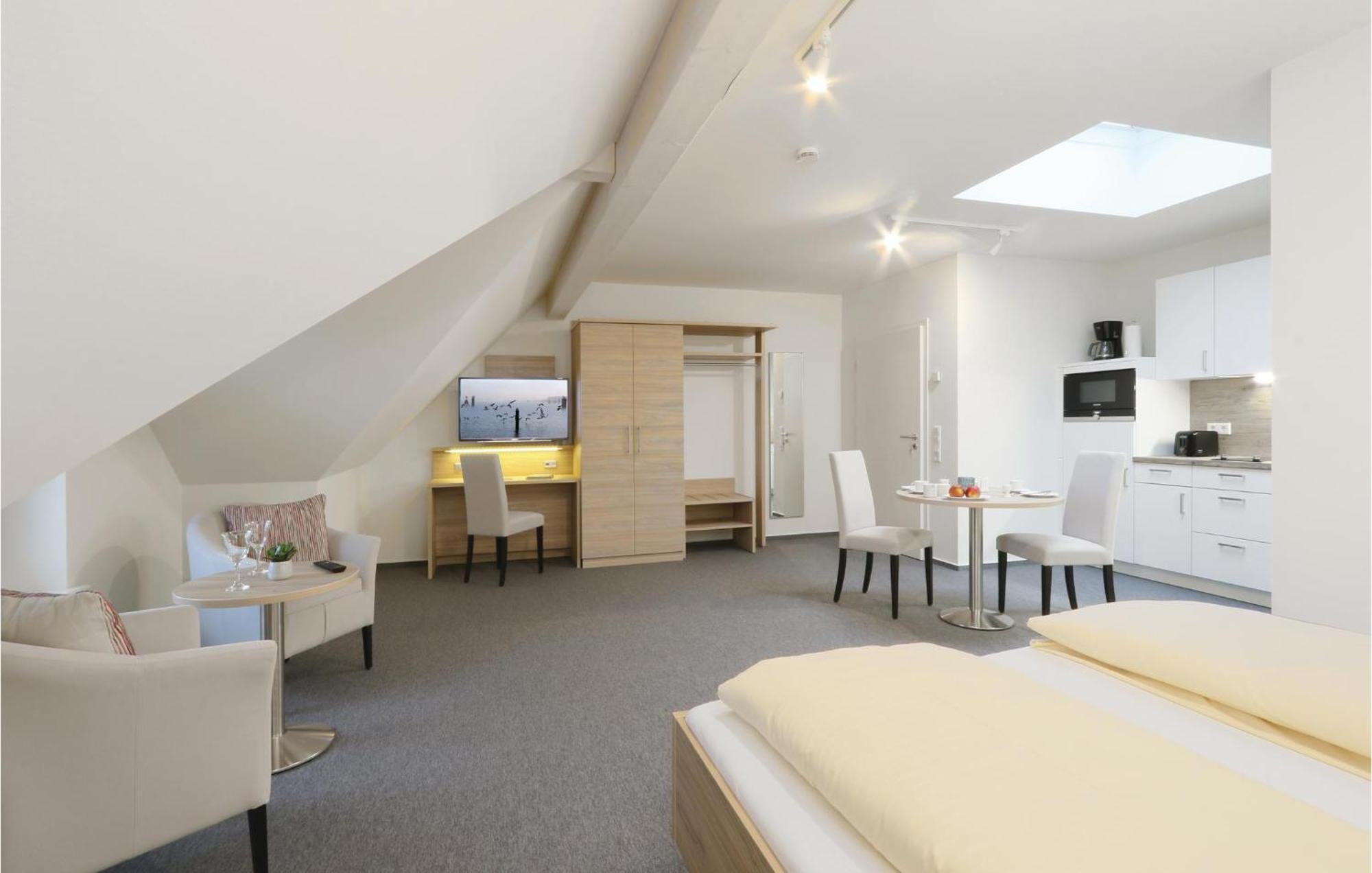 Amazing Apartment In Dagebuell With Kitchenette Buitenkant foto