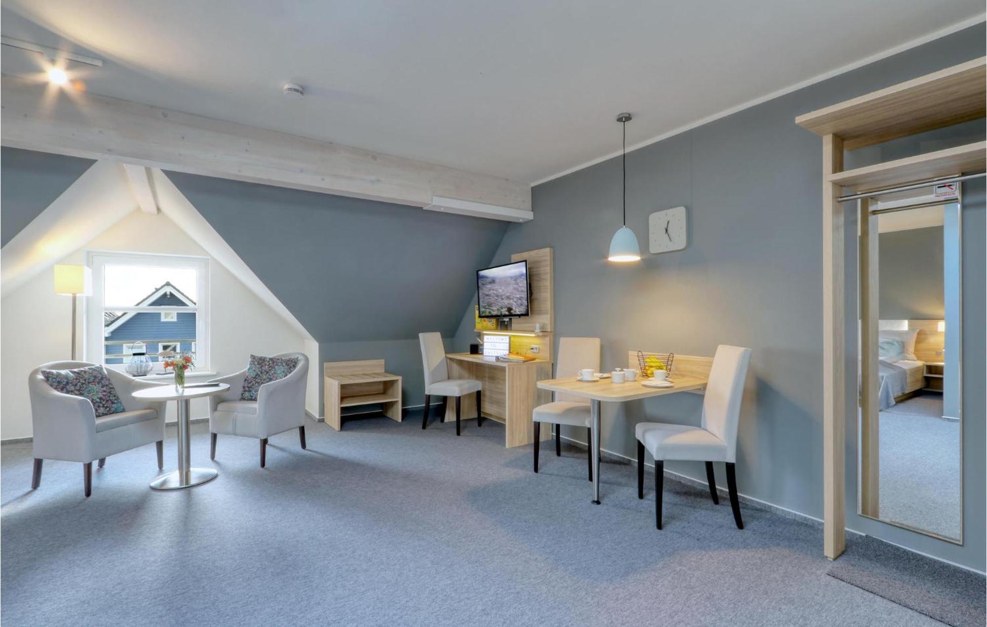 Amazing Apartment In Dagebuell With Kitchenette Buitenkant foto